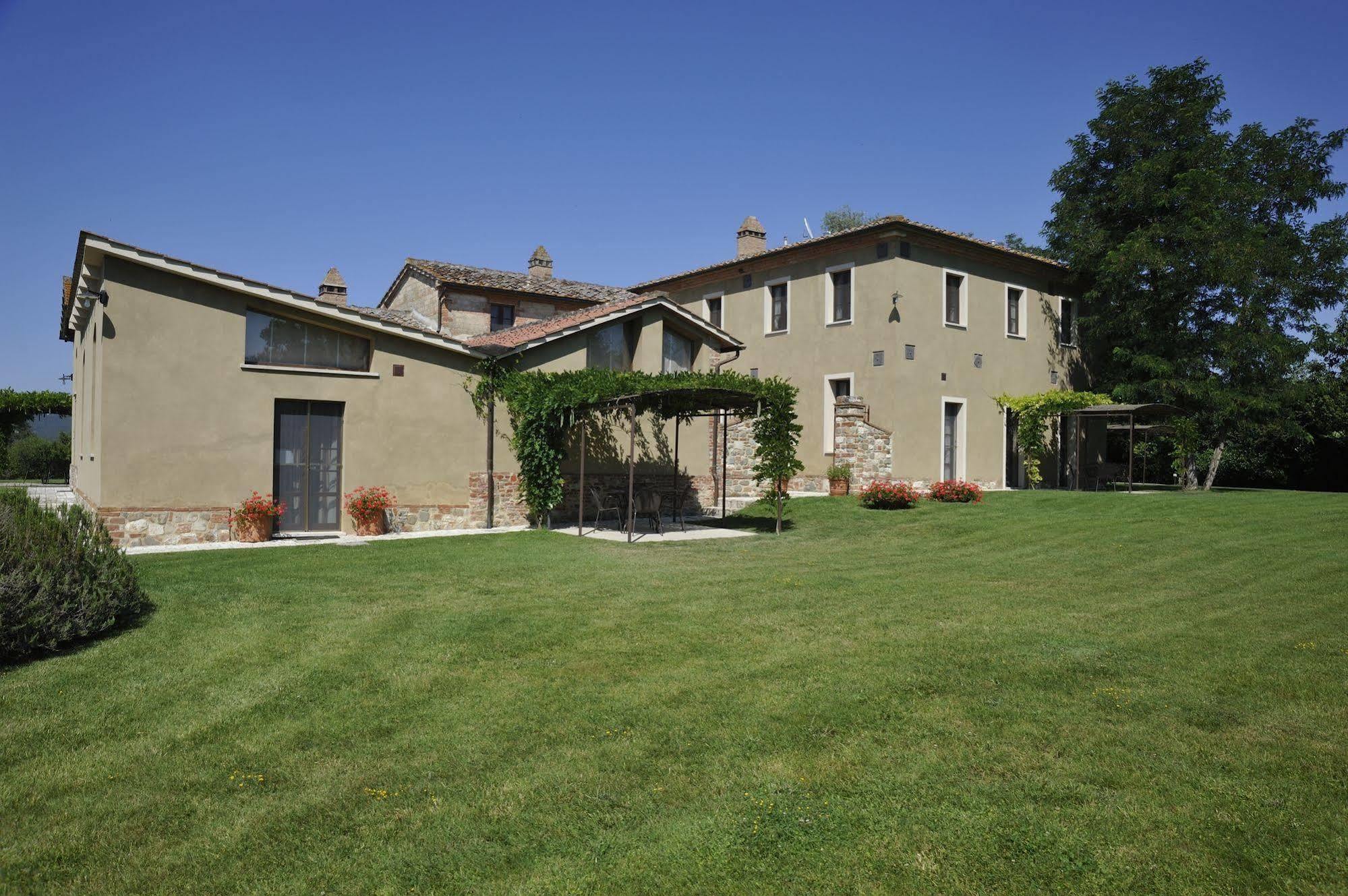 Agriturismo La Lodola Castelnuovo Berardenga Exterior photo
